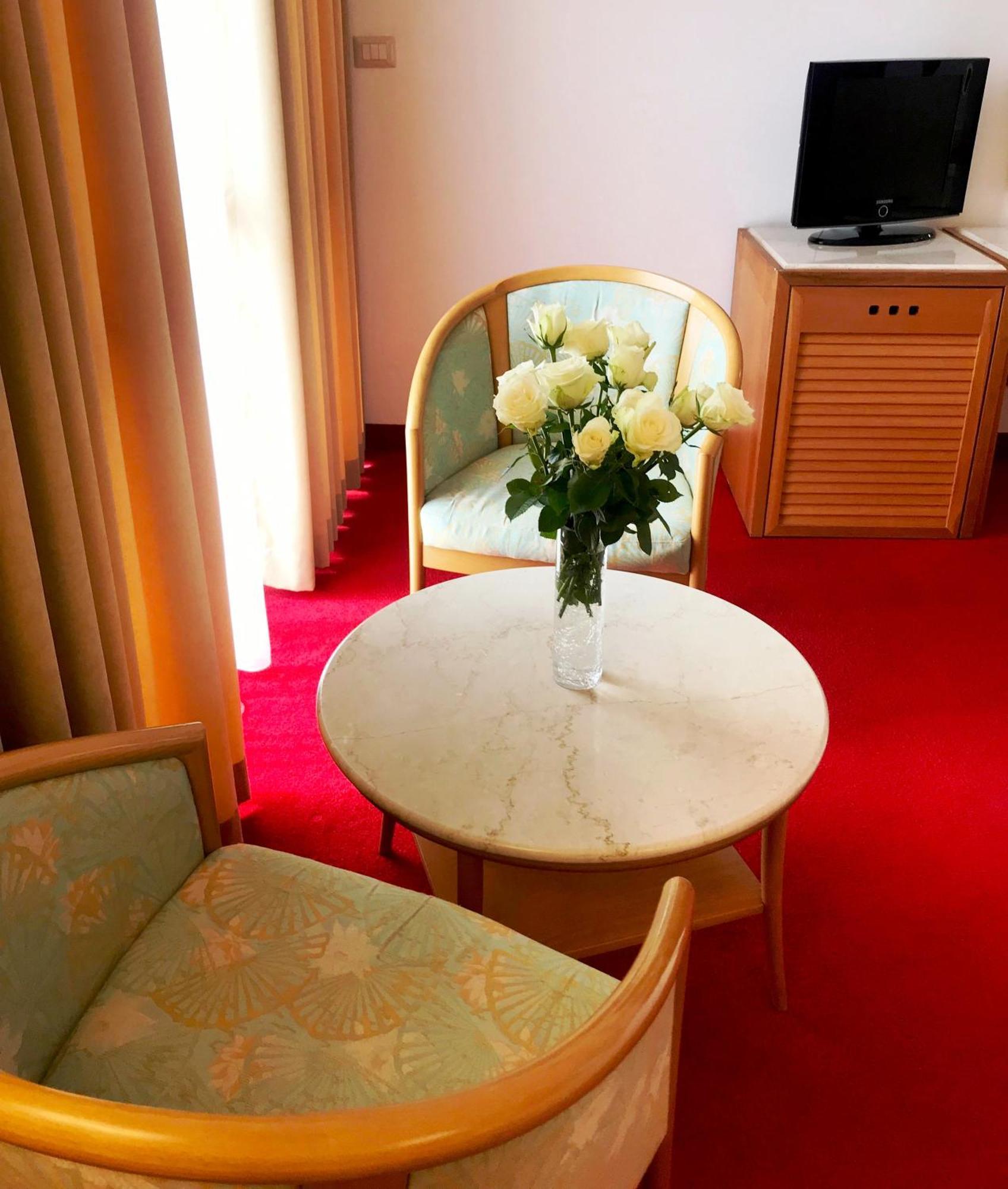Chateau Linza Resort Shkoze 외부 사진