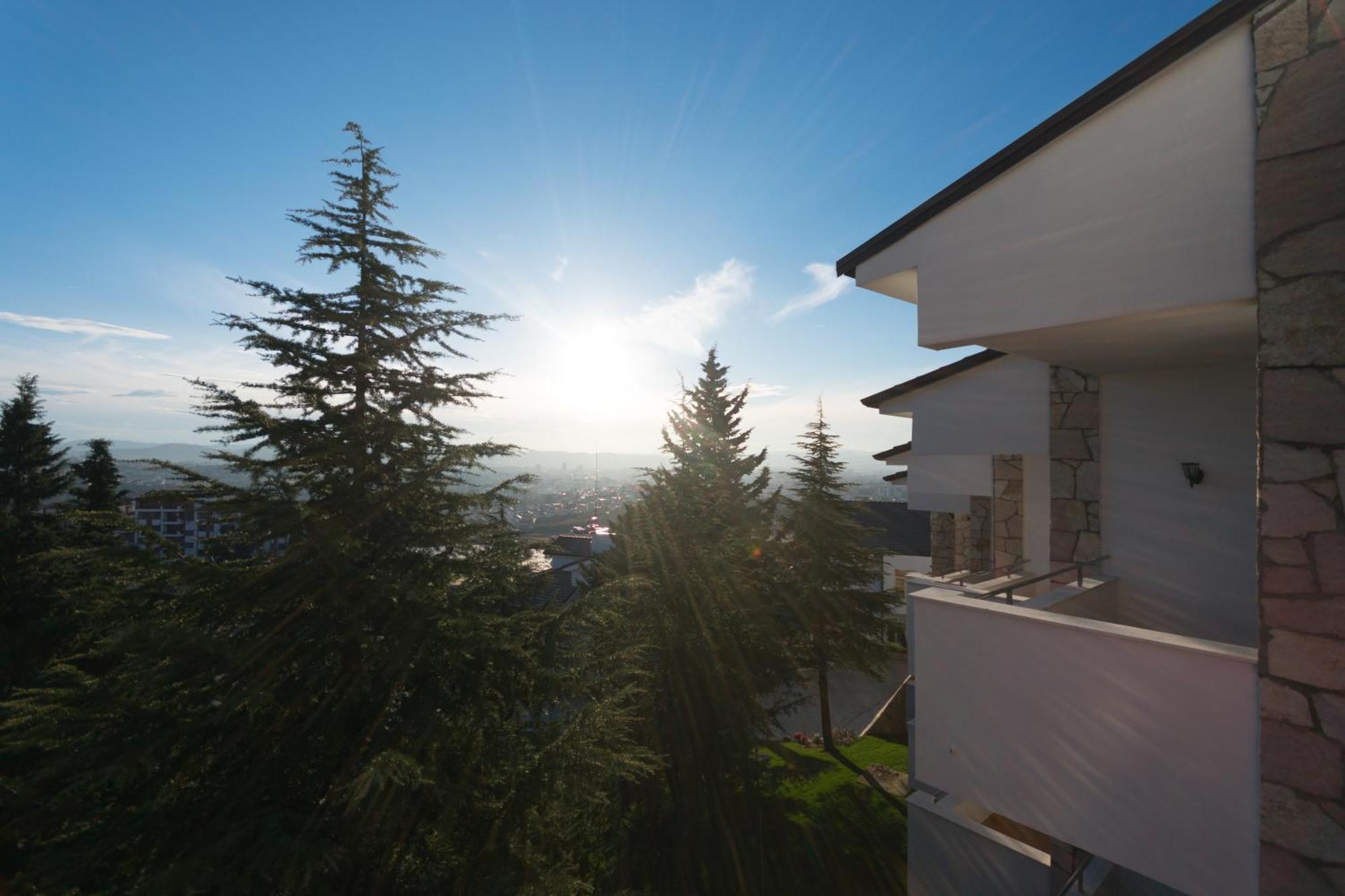 Chateau Linza Resort Shkoze 외부 사진