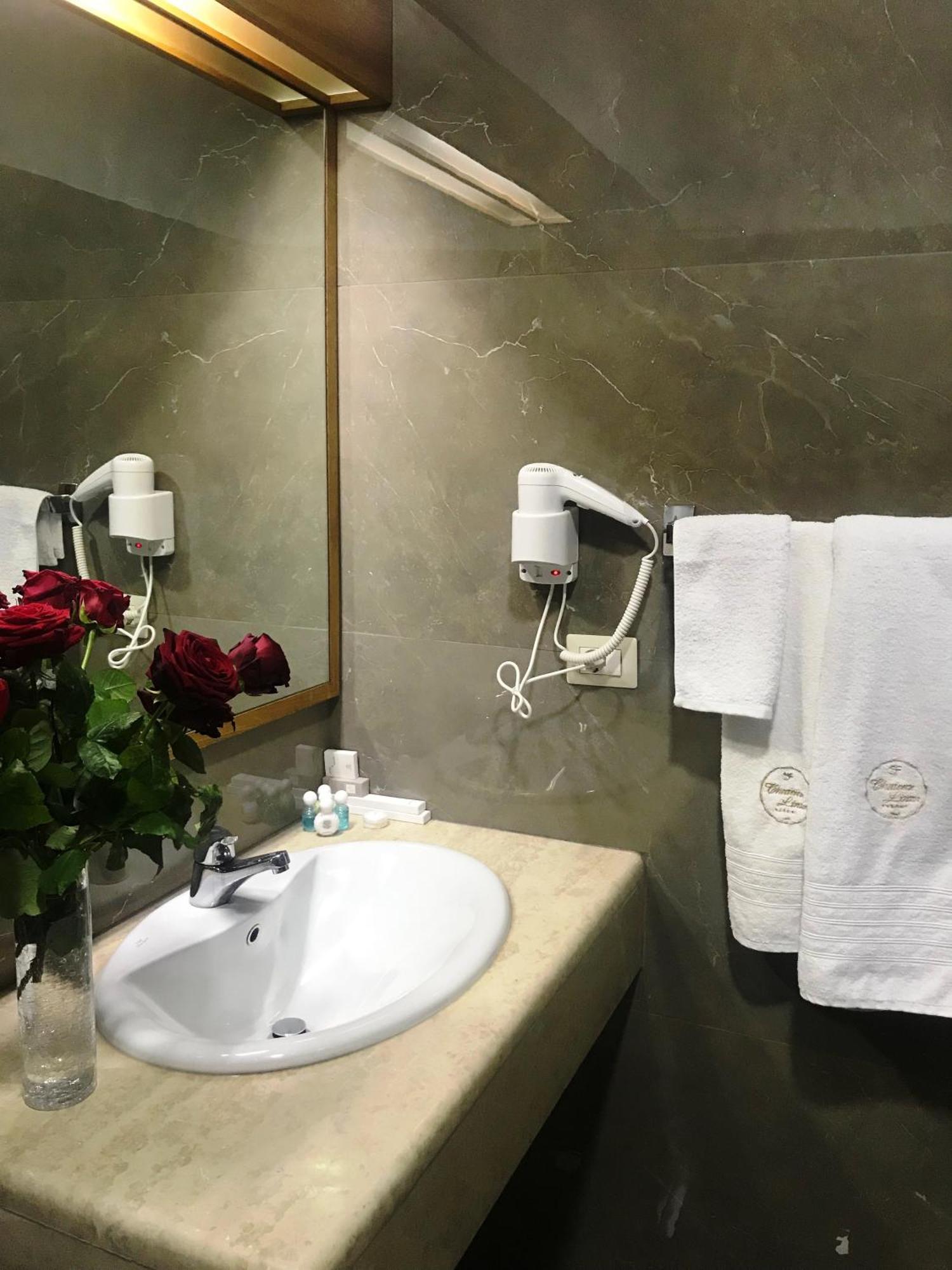 Chateau Linza Resort Shkoze 외부 사진