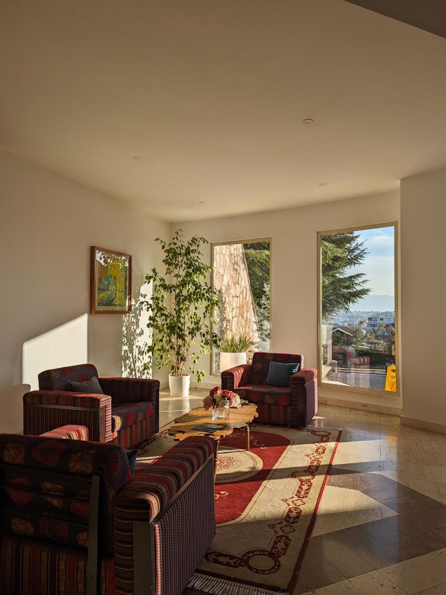 Chateau Linza Resort Shkoze 외부 사진